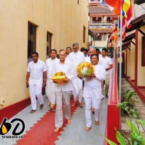 ජනතාවාදී ඒකාබද්ධ විපක්ෂයේ නායකයින් මල්වතු පාර්ශවයේ මහානායක හිමිපාණන් බැහැදකියි!